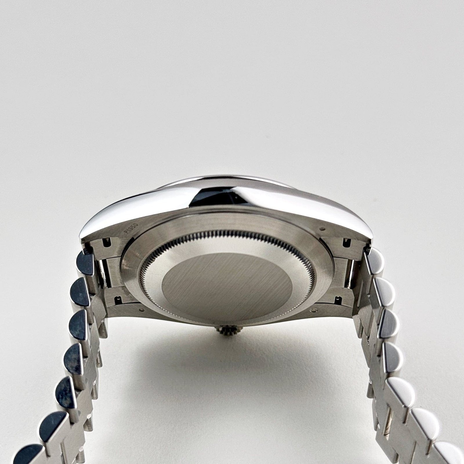 R01ex Day-Date 40 228206 Platinum Blue Dial (2022)