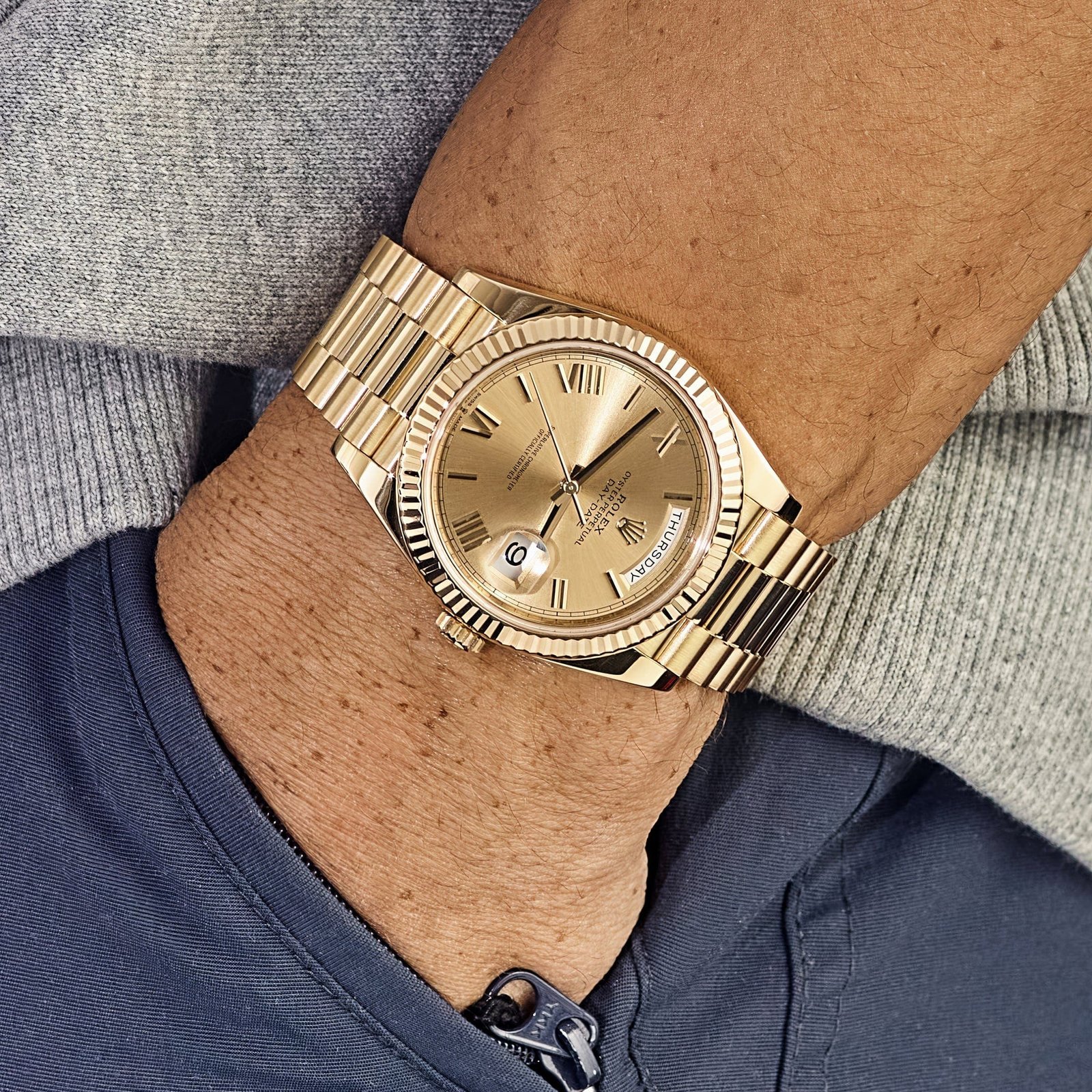 R01ex Day-Date 40 228238 Yellow Gold Champagne Roman Dial (2024)