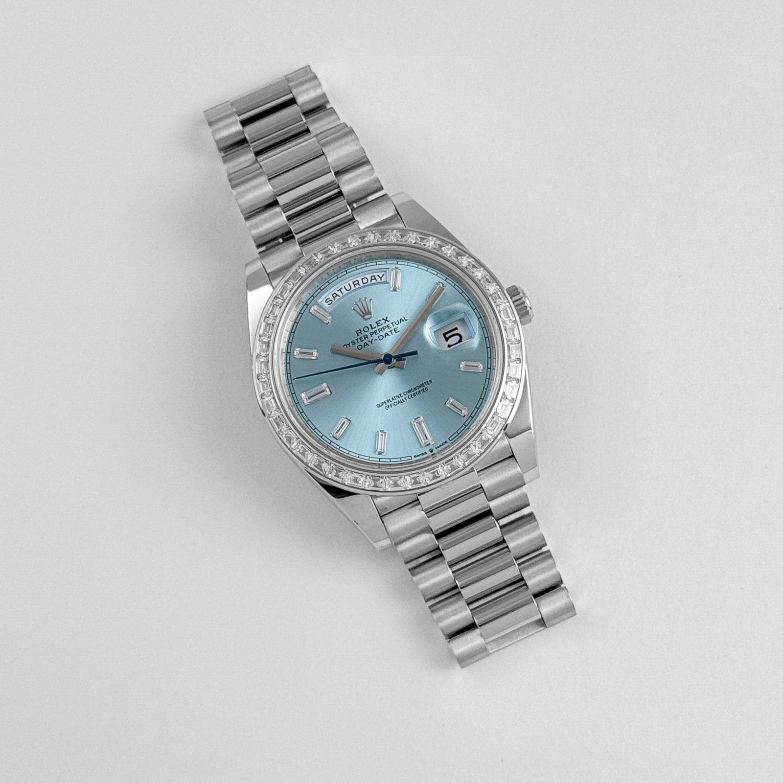 R01ex Day-Date 40 228396TBR Platinum D1am0nd Bezel Ice Blue D1am0nd Dial (2023)