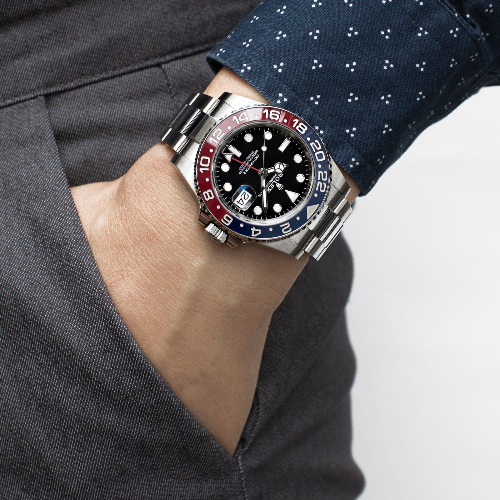 R01ex GMT-Master II 126710BLRO ‘Pepsi’ Stainless Steel Black Dial Oyster (2022)