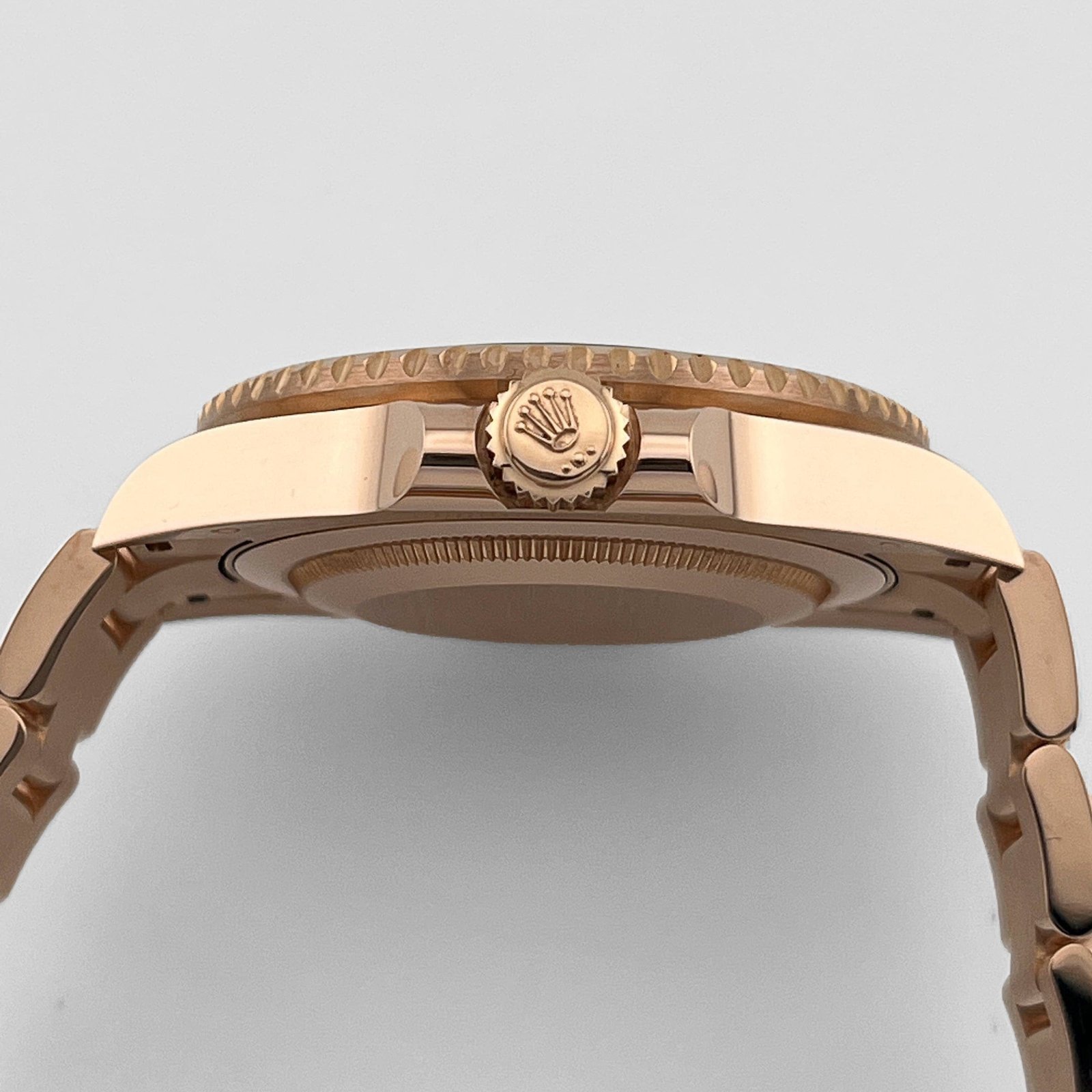 R01ex GMT-Master II 126715CHNR ‘Root Beer’ Rose Gold Black Dial (2019)