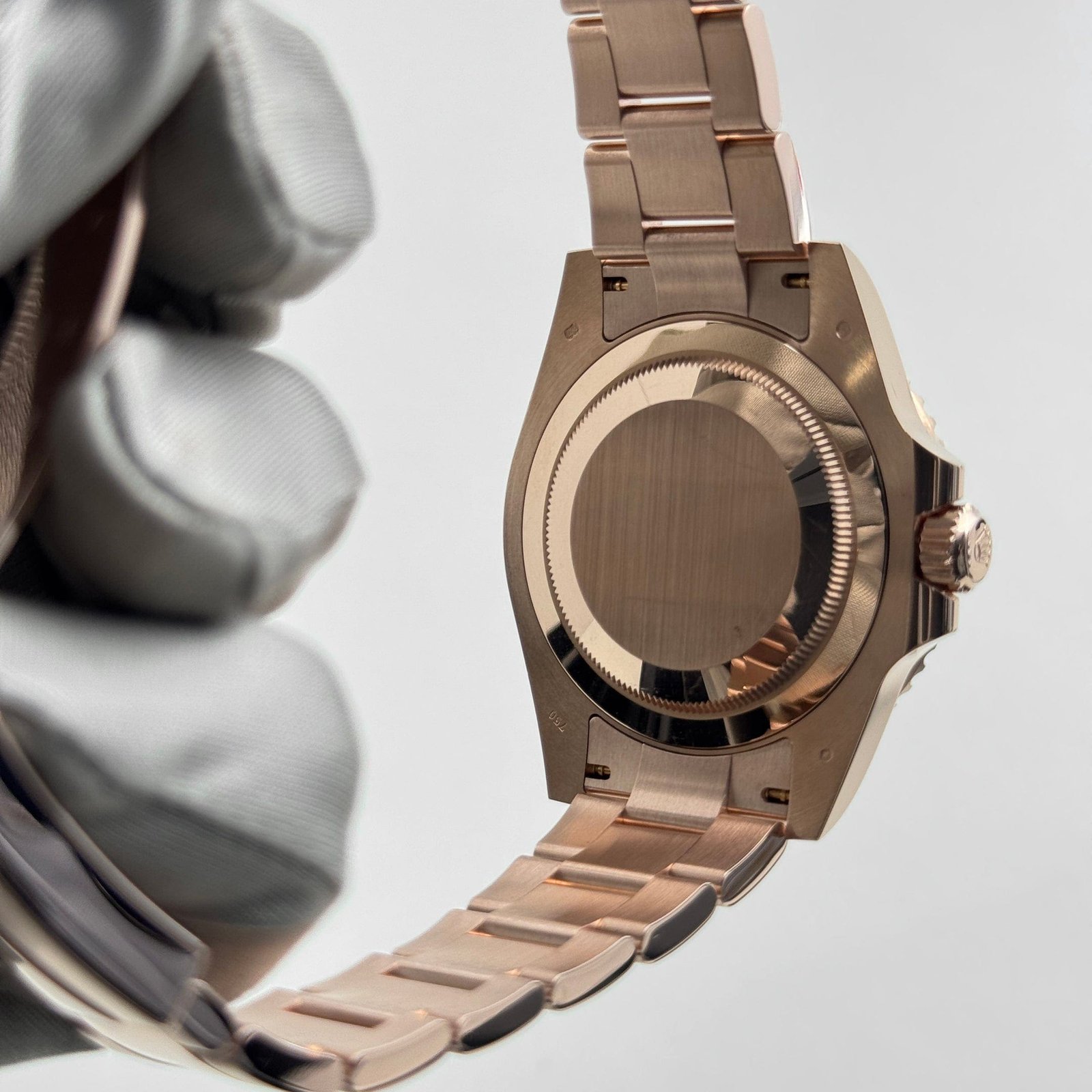 R01ex GMT-Master II 126715CHNR ‘Root Beer’ Rose Gold Black Dial (2020)
