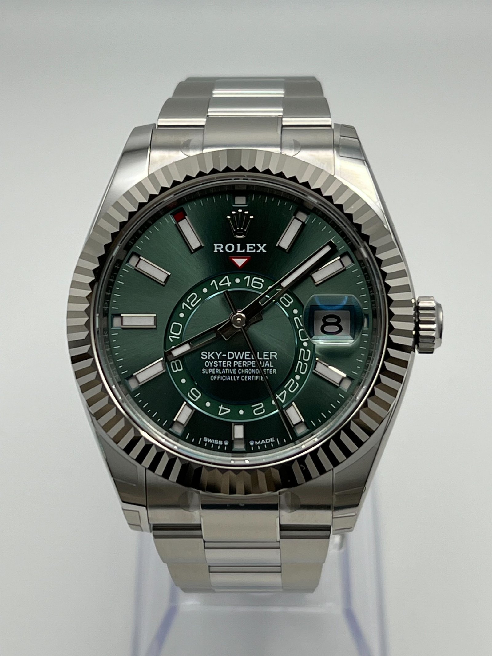 R01ex Sky-Dweller 336934 Stainless Steel Green Dial (2024)