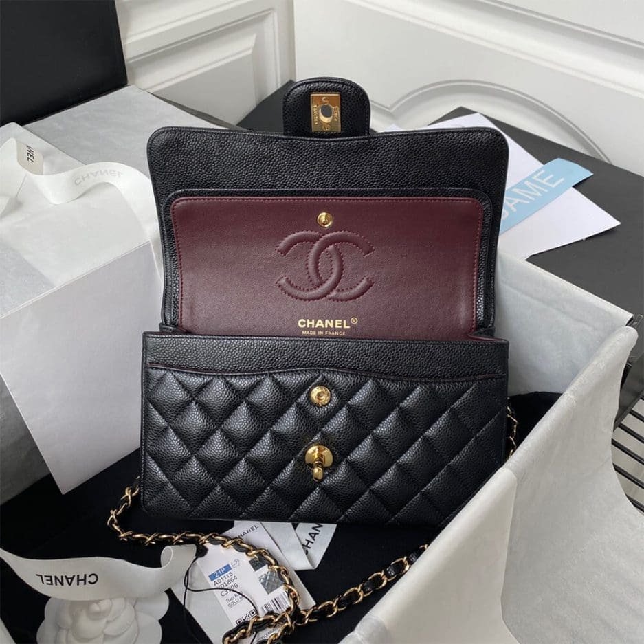 Ch**el SMALL CLASSIC HANDBAG Grained Calfskin & Gold Metal
