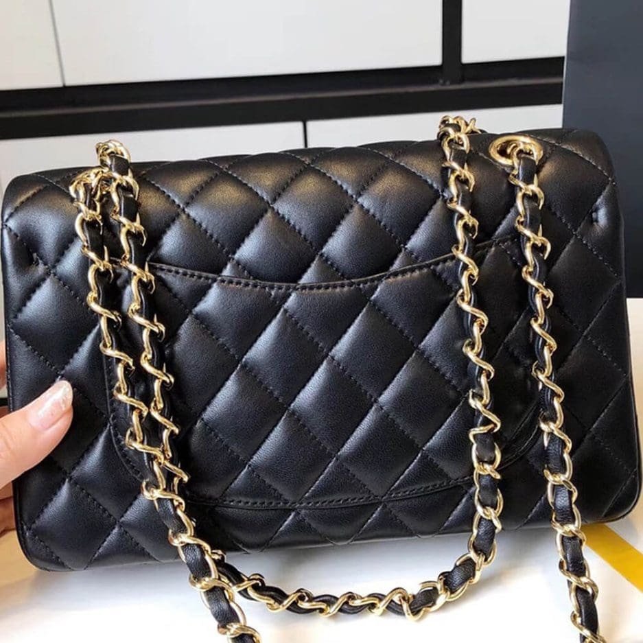Ch**el SMALL CLASSIC HANDBAG LAMBSKIN & GOLD METAL