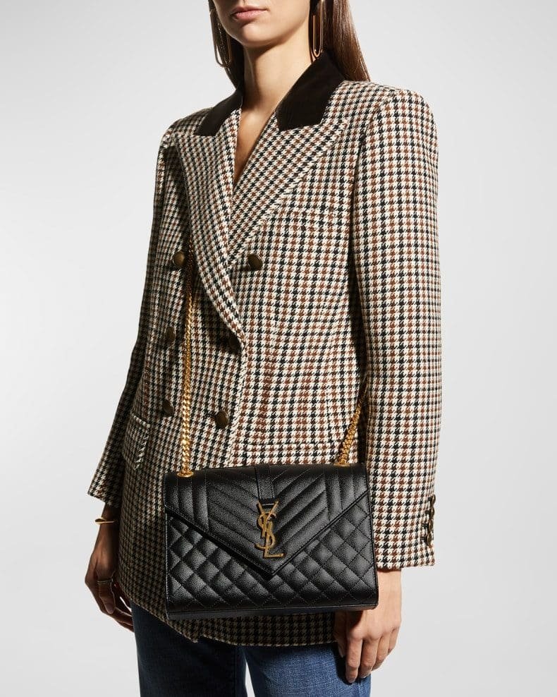 Sa1nt Lau*nt ENVELOPE MEDIUM IN QUILTED GRAIN DE POUDRE EMBOSSED LEATHER