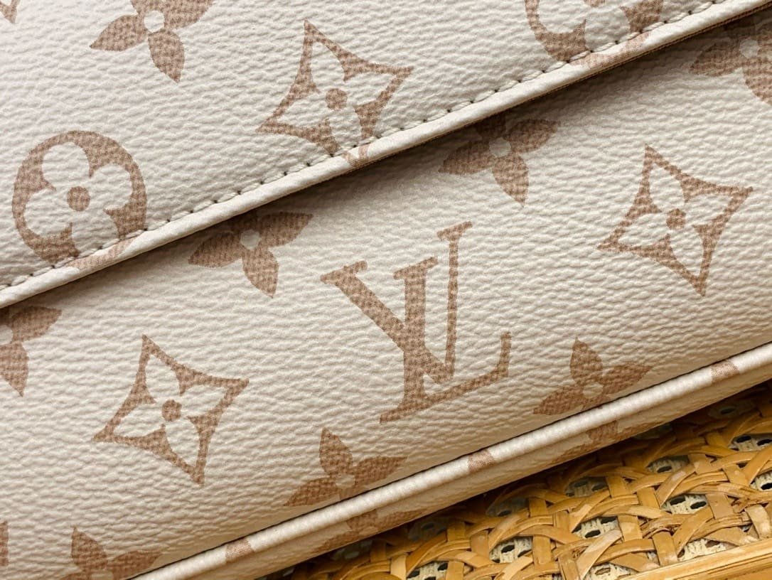 L0vis Vvtt0n M83091 Wallet on Chain Ivy