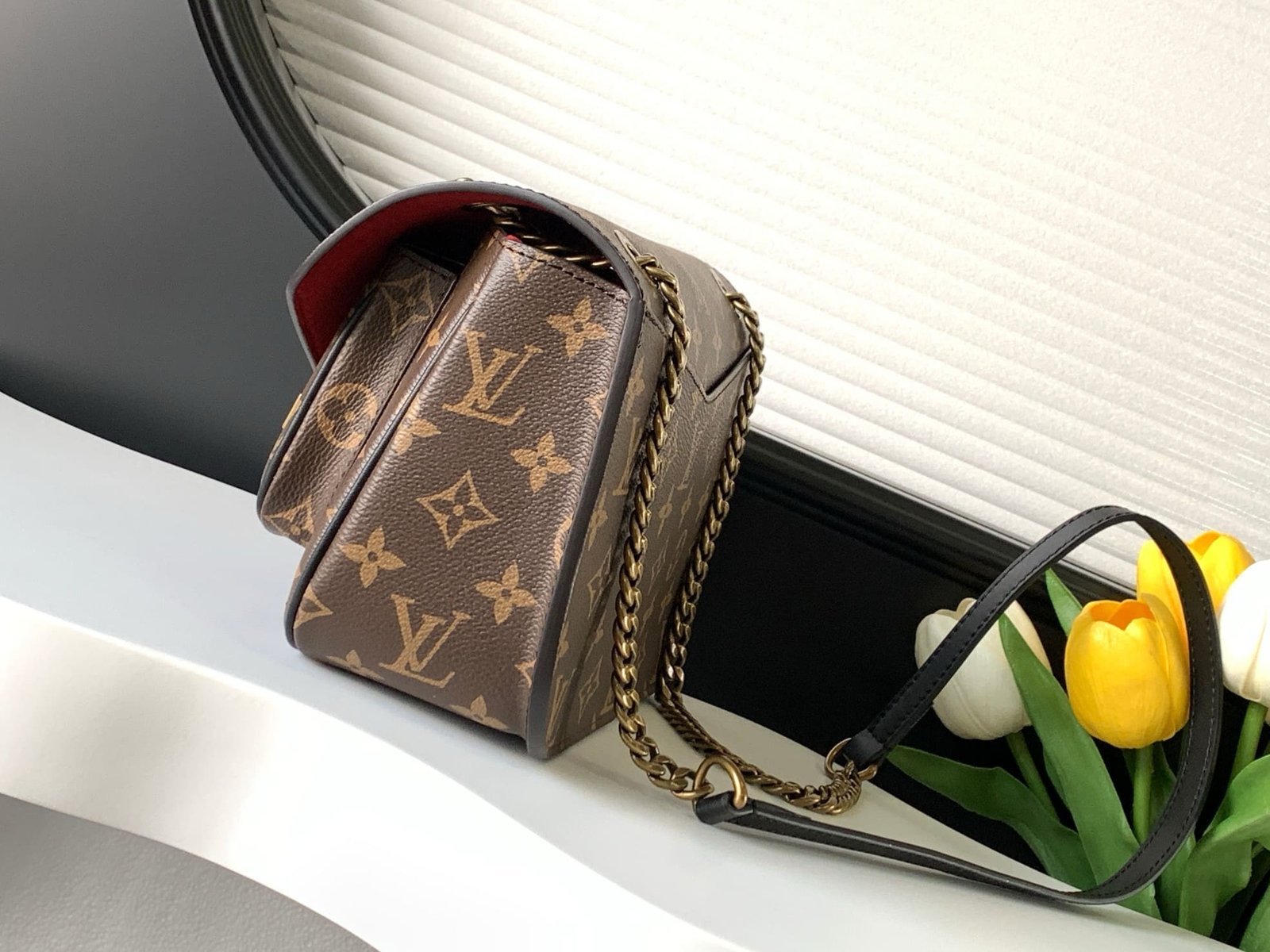 L0vis Vvtt0n M45592 Passy Bag